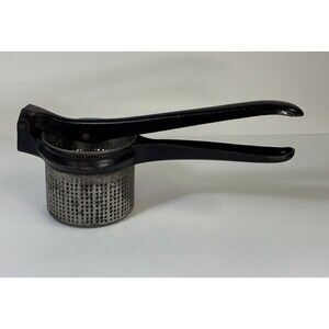 VTG/ Antique Obrien & Obrien Potato Ricer ~ Chicago ~ Black Handle